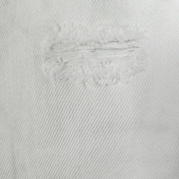 NWT‎ ripped stark white high rise distressed with frayed hem jean shorts size 28 - Picture 5 of 10